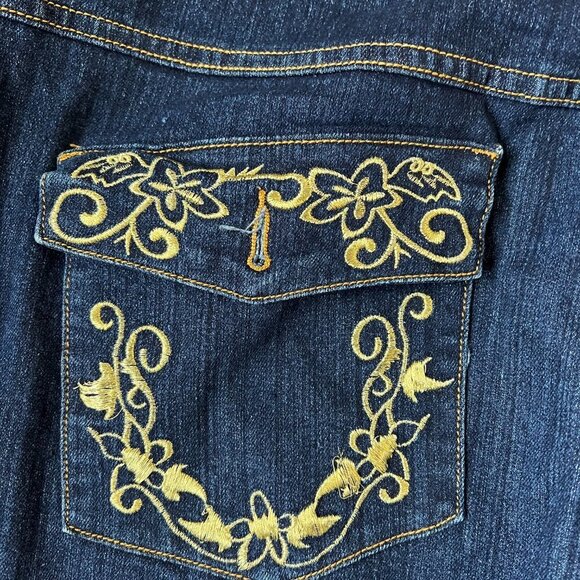 Crest Jeans Dark Wash Gold Embroidered Flap Pocket Jeans Sz 17/18 - Picture 13 of 13